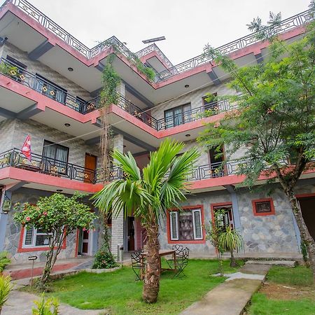 Hotel Glory Garden Pokhara Exterior foto
