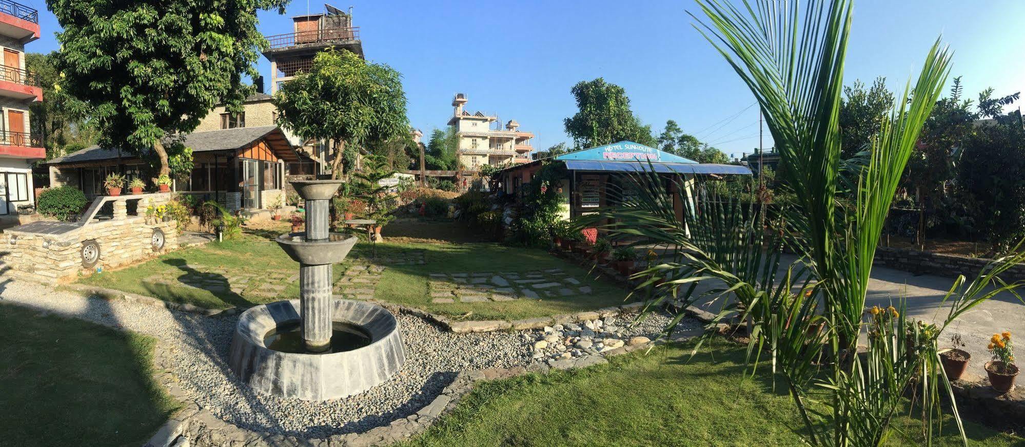 Hotel Glory Garden Pokhara Exterior foto