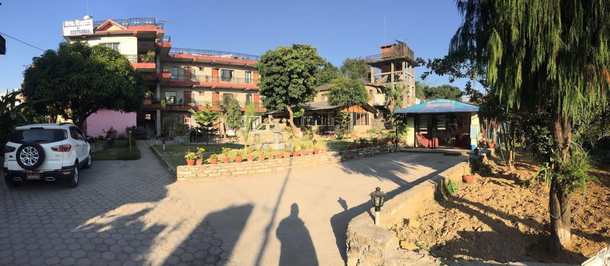 Hotel Glory Garden Pokhara Exterior foto